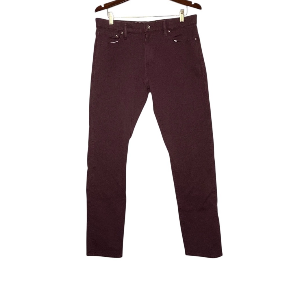 Dockers Alpha Khaki Slim Fit Men’s Pants 32x30  Burgundy Maroon